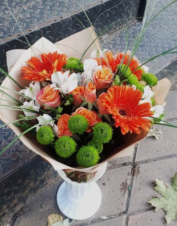 Букет цветов из: Герберы, Хризантемы, Альстромерии и Розы в Льялово