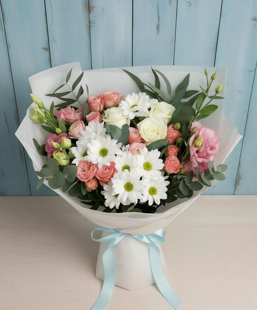 Букет цветов из: Розы, Лизиантусы и Хризантемы в Льялово
