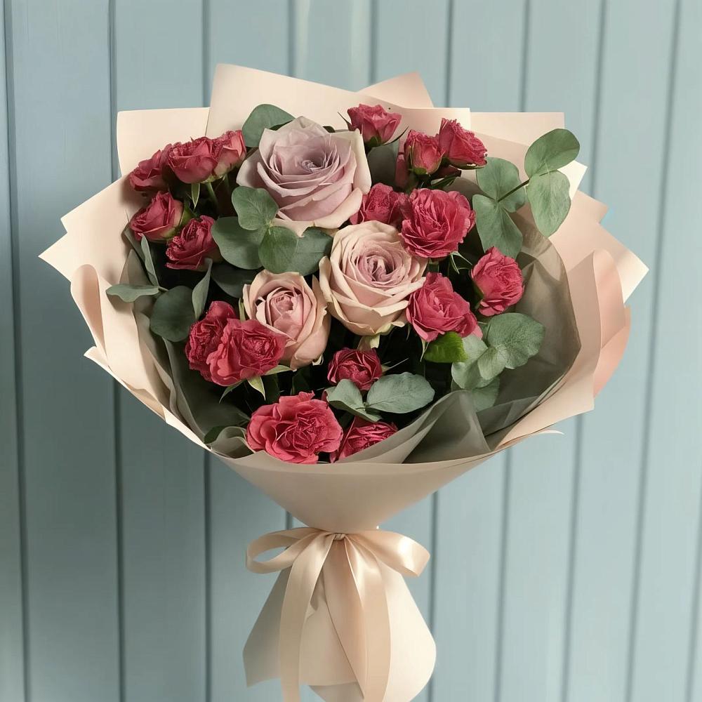 Букет цветов из: Гвоздики и Розы в Льялово