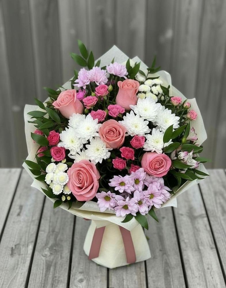Букет цветов из: Альстромерии, Гвоздики, Розы и Хризантемы в Льялово