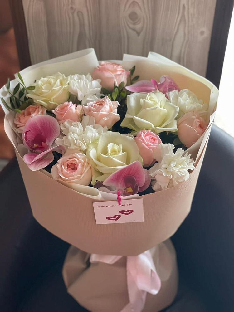 Букет цветов из: Орхидеи, Розы и Гвоздики в Льялово