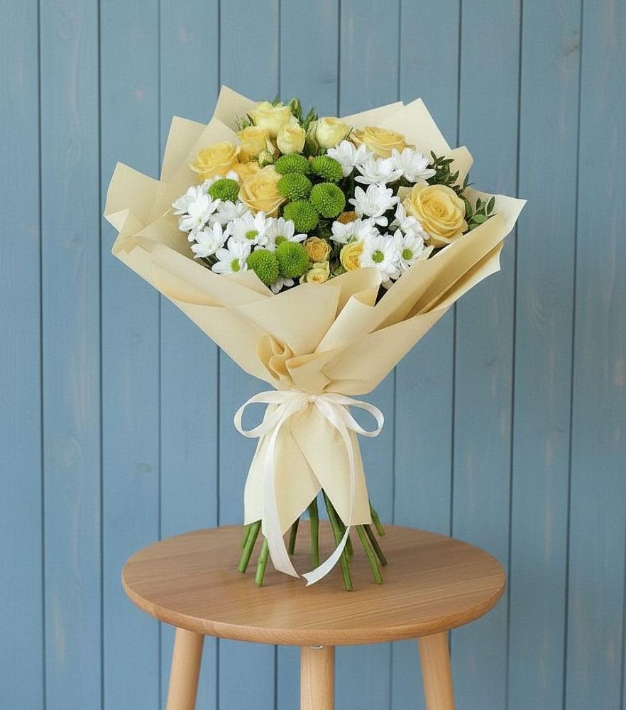 Букет цветов из: Хризантемы и Розы в Льялово