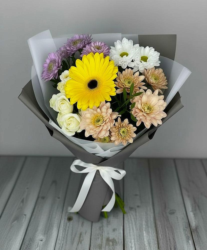 Букет цветов из: Розы, Герберы и Хризантемы в Льялово
