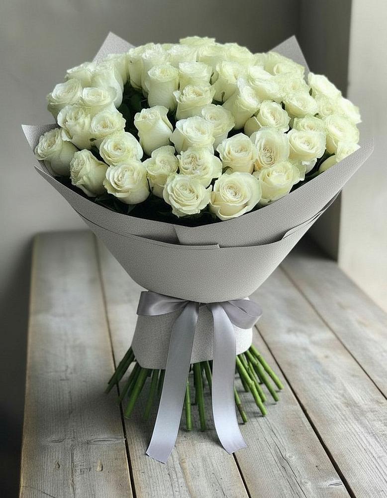 Букет 35 Белых роз в Льялово