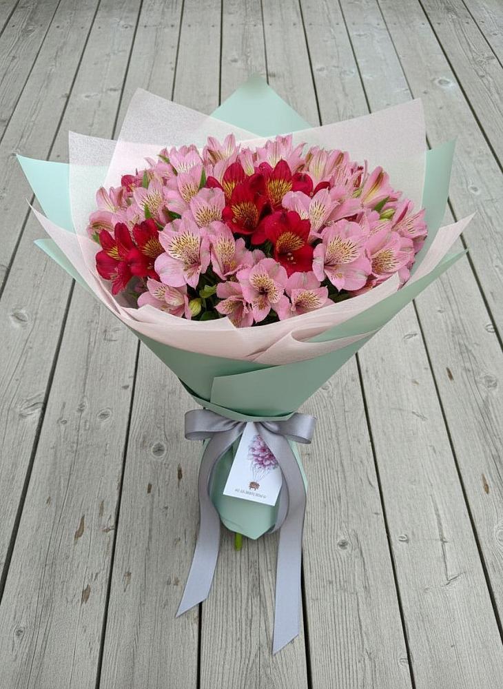 Букет цветов из: Альстромерии в Льялово