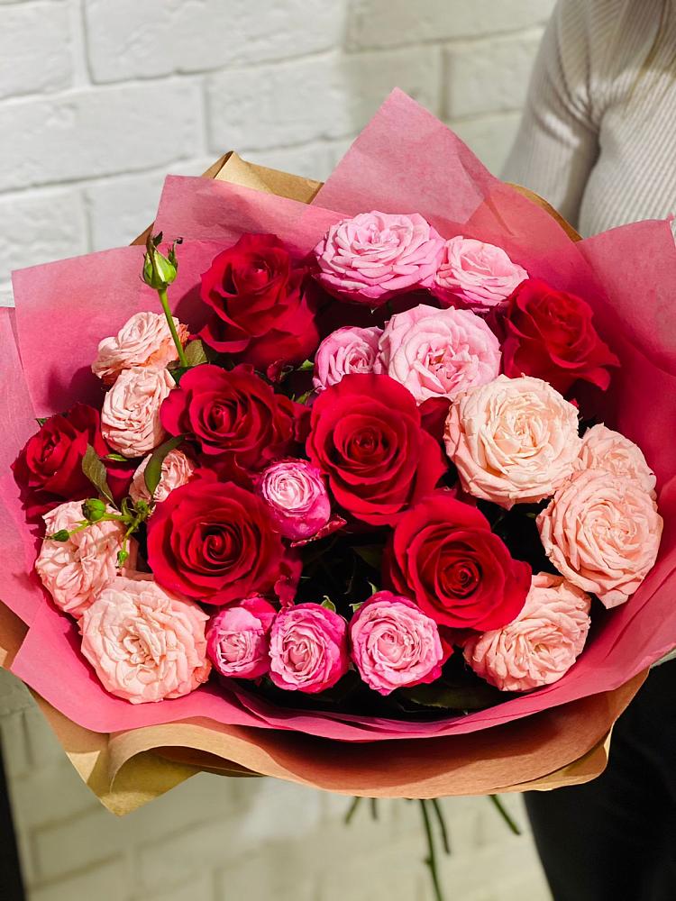 Букет цветов из: Розы в Льялово