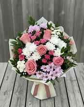 Букет цветов из:  Альстромерии, Гвоздики, Розы и Хризантемы в Льялово