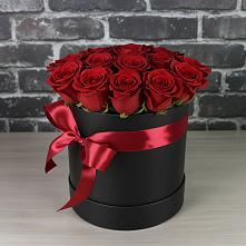 Цветочная композиция из Розы в шляпной коробке #REPLACE_PRED# Льялово