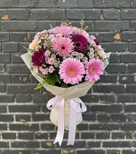 Букет цветов из:  Герберы и Хризантемы в Льялово