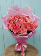 Букет 15 Розовых роз Равель в Льялово