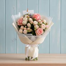 Букет цветов из:  Розы в Льялово