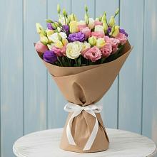 Букет цветов из:  Лизиантусы в Льялово